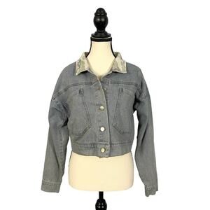 Le Lis Collection Cropped Denim Jacket Camo Collar Womens size Small